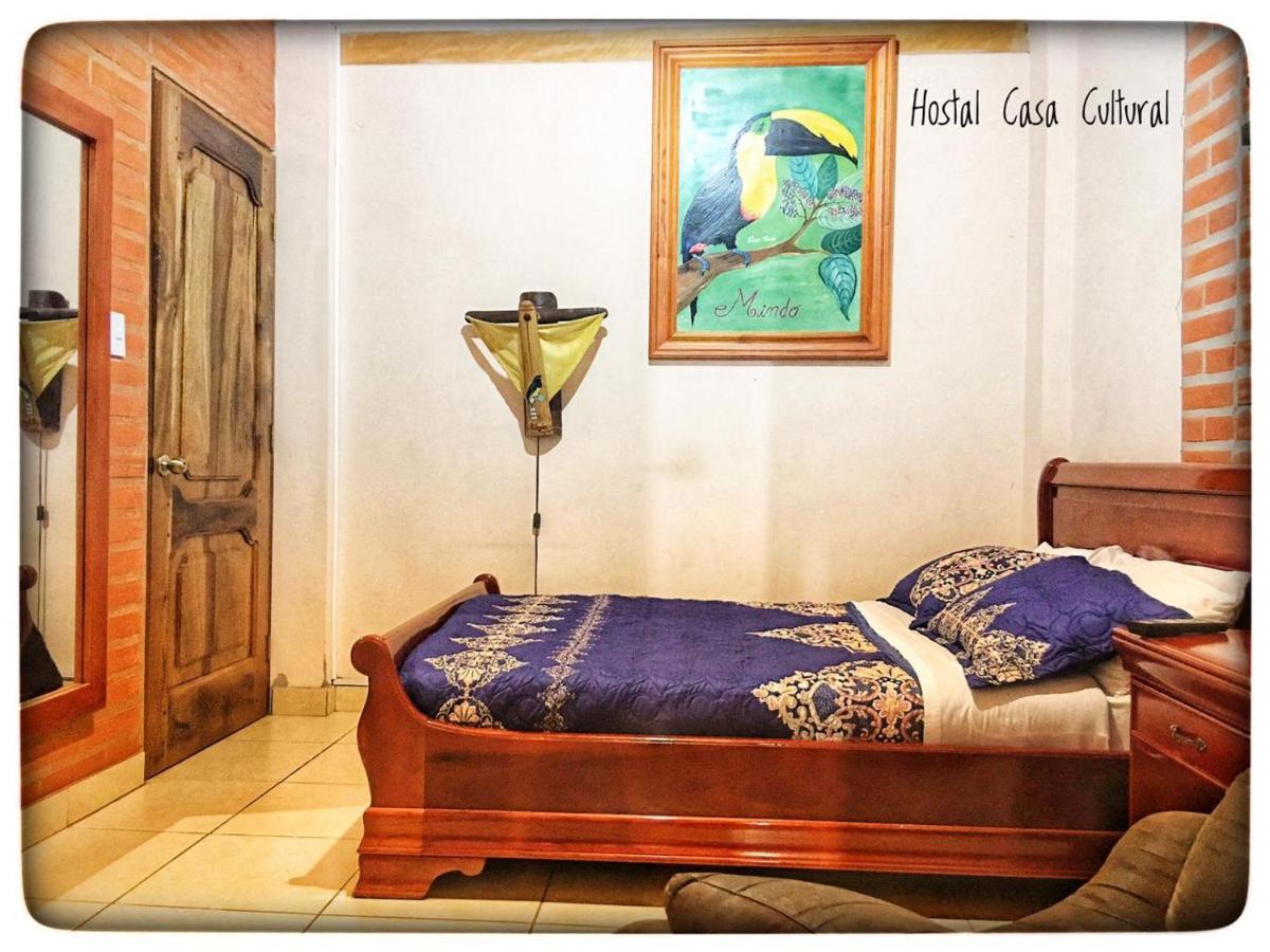 Casa Cultural Mindo Hotel Buitenkant foto